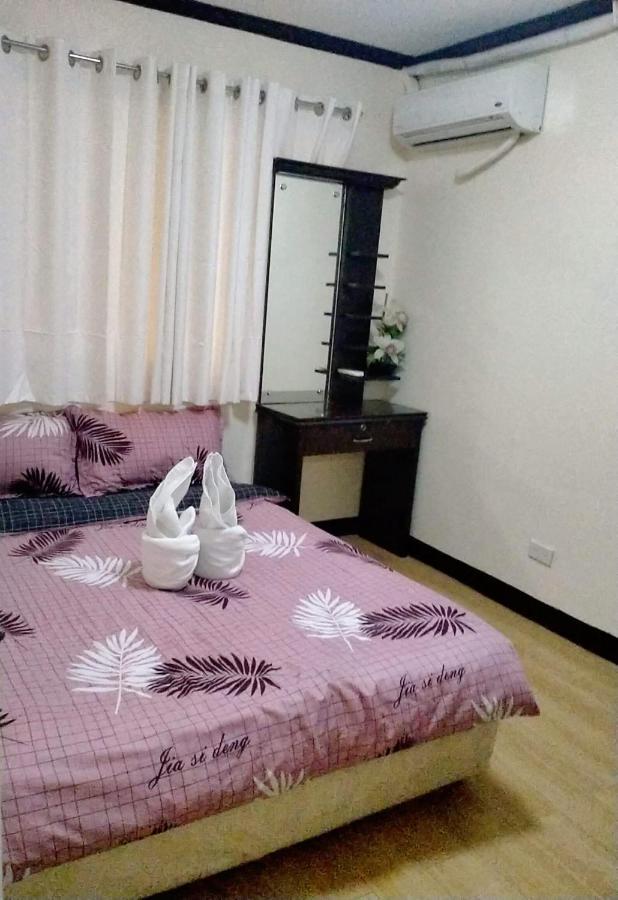 One Oasis 2Br Apartment With Pool Access Beside Sm Mall Davao Exterior photo